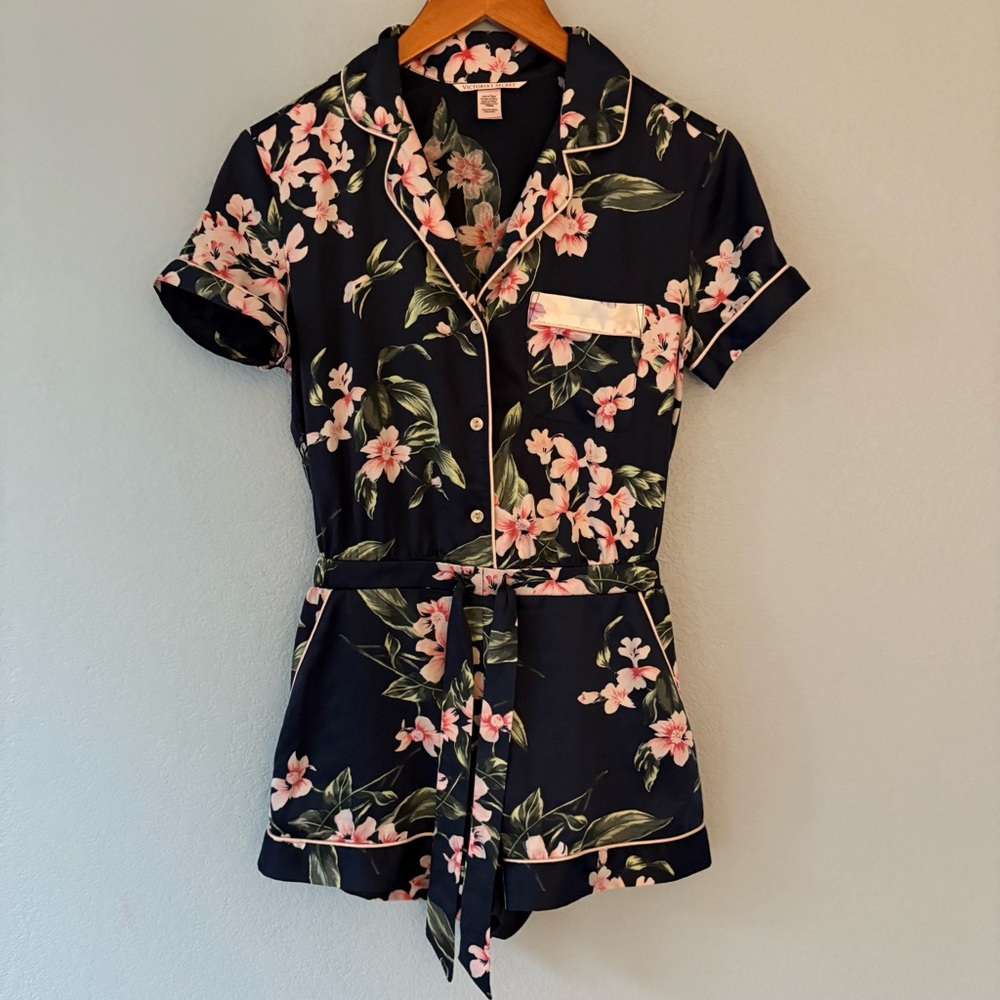 Victoria’s Secret Floral Romper Shorts Drawstring Pajamas with Pockets